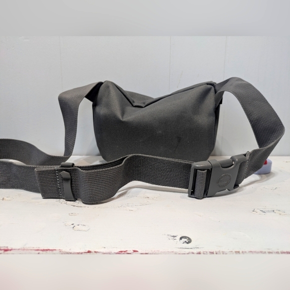 Herschel Dark Gray Belt Bag Fanny‎ Pack In Small - Picture 7 of 8